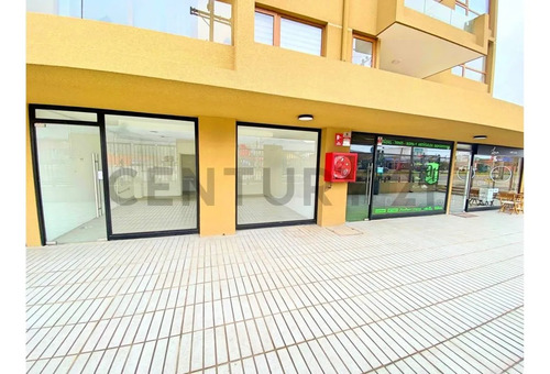 Arriendo Local Comercial De 30 Mt2 En Ulriksen