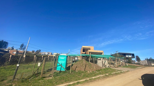 Venta De Terreno, Excelente Ubicación Sector Los Pinos!!