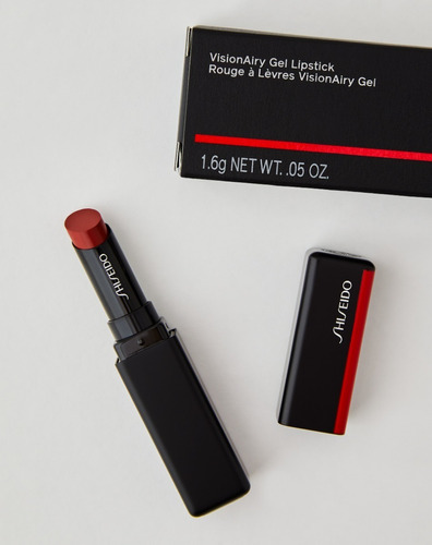 Batom Shiseido Visionairy Gel Lipstick Original Rouge