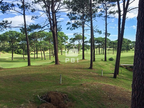 Terreno Sobre El Golf, Club Del Lago, Punta Ballena - Ref : Pbi12713