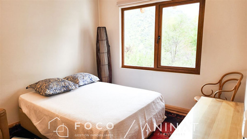 Casa En Venta De 3 Dorm. En Lo Barnechea