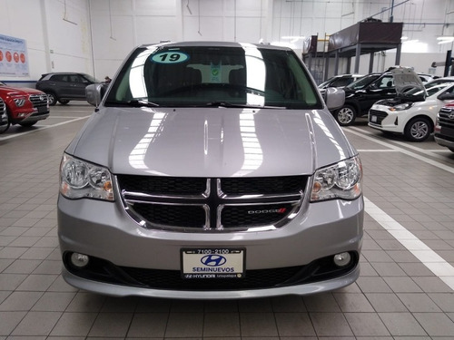 Imagen 2 de 15 de Dodge Grand Caravan 2019 3.7 Sxt+ At Somos Agencia Credito