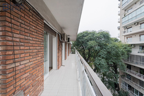 Departamento De 4 Ambientes Con Dependencia De Servicio, Cochera Y Baulera En Alquiler En Palermo