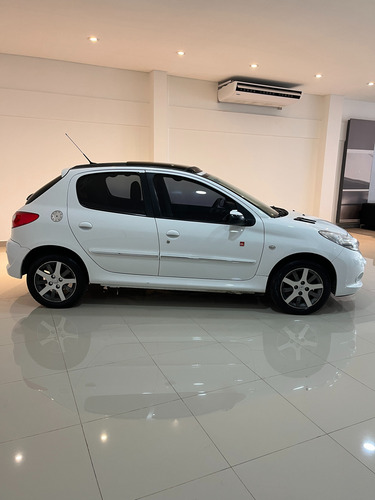 Peugeot 207 1.4 Quiksilver 75cv