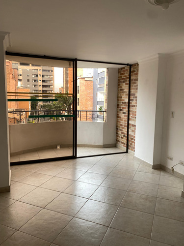 Apartamento Para La Venta La Castellana - Medellin