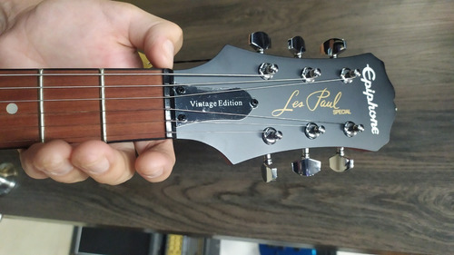 Guitarra EpiPhone Les Paul Doble Hambucker Vintage Edition