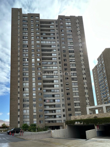 Cómodo Departamento Venta Edificio Portofino, Cerro Paranal