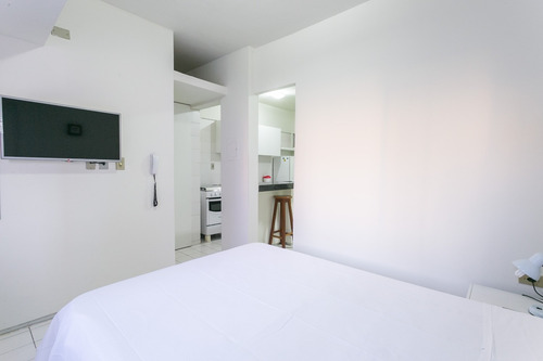 Imagem 11 de 14 de Apartamento 205, 5º Pav., Mobiliado Em Bem Pertinho Da Praia