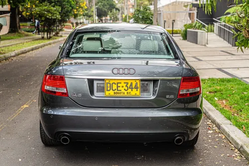 Audi A6 2.8 V6 Multitronic Lujo