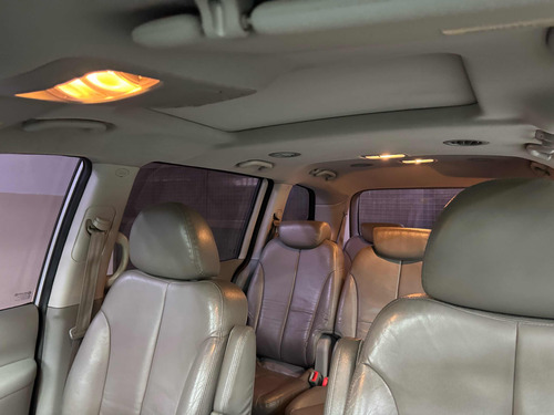 Kia Carnival 2.7 Ex