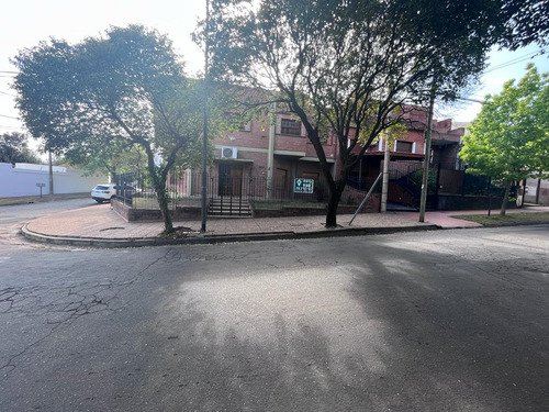 Oficina Casa Venta 2dormitorios Local Comercial Parque Velez Sarsfield 290 M2
