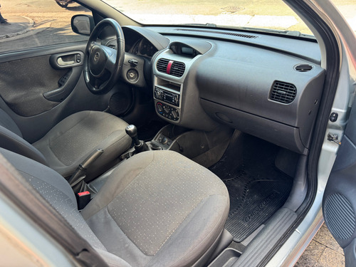 Chevrolet Corsa Sedan 1.4 Premium Econoflex 4p