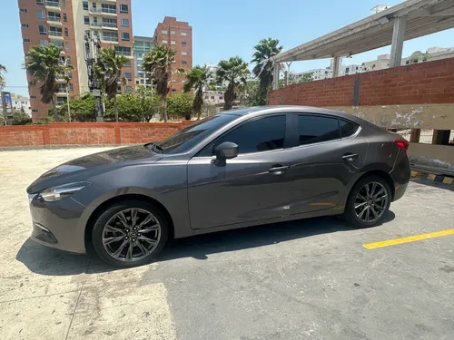 Mazda 3 2.0 Touring At