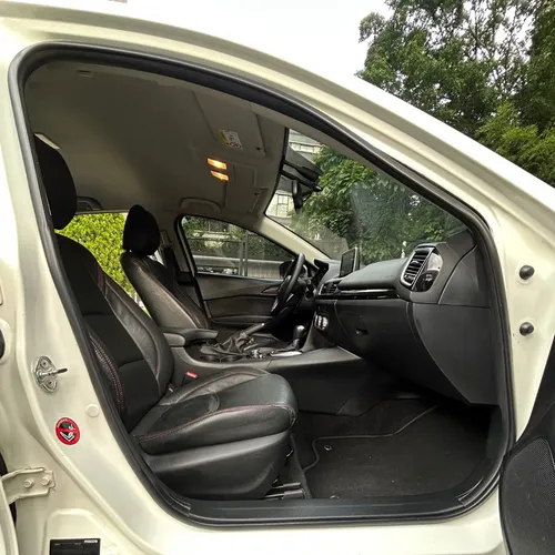 Mazda 3 2.0 Touring At