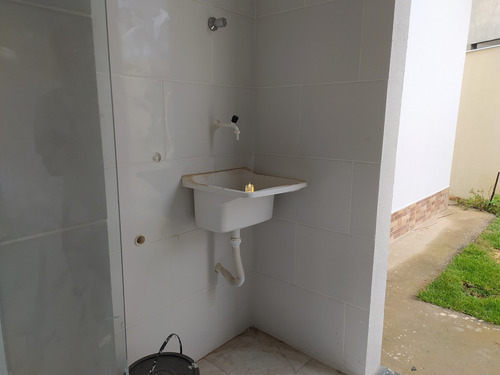 Imagem 10 de 21 de Casa Em Esmeraldas - Ca00350 - 70383906