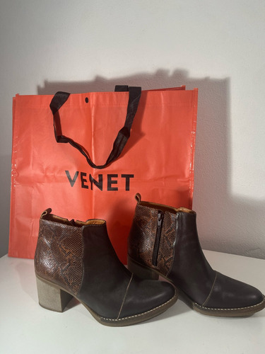 Bota De Cuero Venet