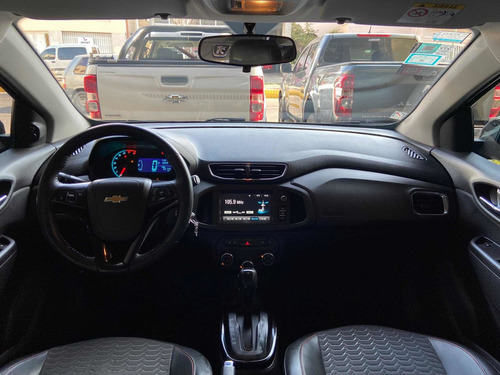 Imagen 18 de 24 de Chevrolet Onix 1.4 Ltz At 98cv 2016
