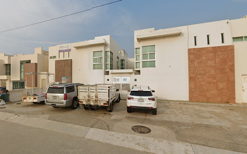 Venta De Casa En Av Abraham Zabludovsky 126, Col.pensiones,coatzacoalcos