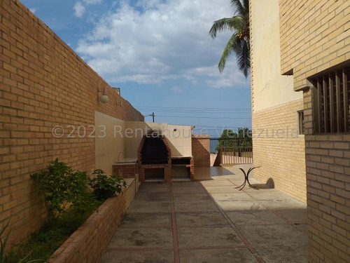 Me 24-16072 Venta Apartamento Macuto