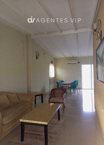 Imagen 4 de 14 de Se Vende Casa Urbanización Lomas Del Bosque Condominio El Olivo