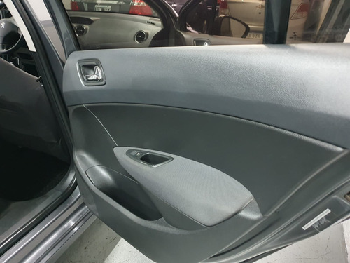 Peugeot 408 1.6 Active 115cv