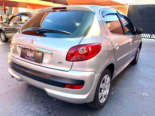 Imagem 3 de 8 de Peugeot 207 1.4 Xr