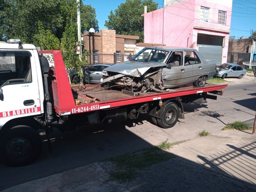 Grúa Auxilio Traslado De Vehículos Y Maquinarias