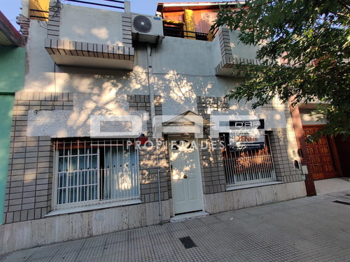 Ph De 4 Ambientes Al Frente Sin Expensas + Terraza + Local En Esquina - Pizarro 6700