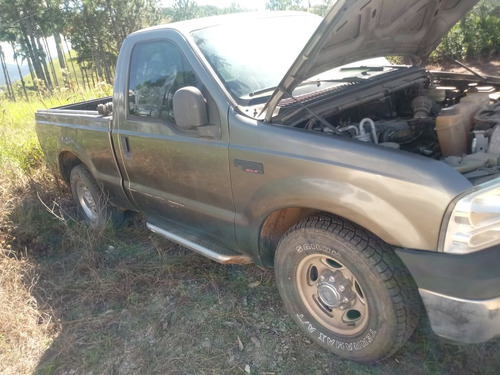 Sucata Ford F-250 Xlt 3.9 4x2 Diesel 2001