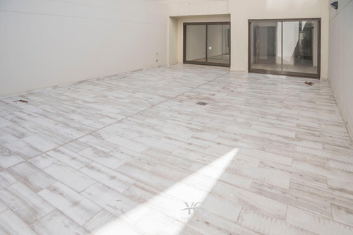 Espectacular Departamento De 3 Ambientes Con Patio En Caballito Con Amenites