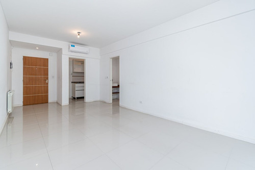 Venta Depto 2 Amb. C/cochera Y Baulera Ituzaingó