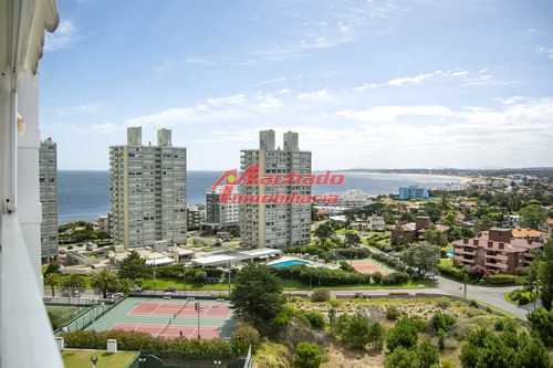 Vende Apartamento De 4 Dormitorios Con 2 Cocheras En Lincon Center, Playa Mansa, Punta Del Este 