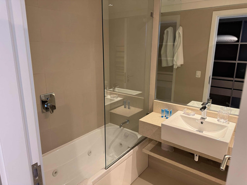 Solanas Crystal View 105d
