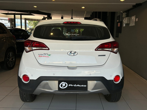 Hyundai HB20X 1.6 16V PREMIUM FLEX 4P AUTOMÁTICO