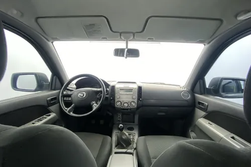 Mazda BT-50 B22D29 MT 2200CC 4X2