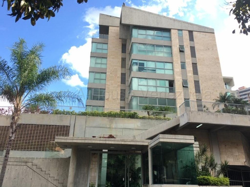 Bello Y Amplio Apartamento En Venta Lomas Del Sol Caracas 22-17461