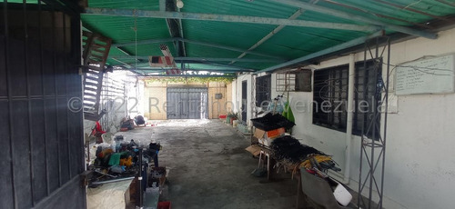 *al/¡una Joya En Venta! Casa En El Centro Barquisimeto Lara, Venezuela/arnaldo López/ # 25-12156 /656 M²