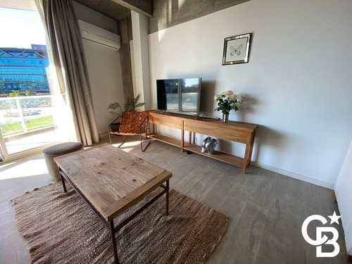 Alquiler Departamento Amoblado C/ Vista A Parque Central - Studios Work / Live