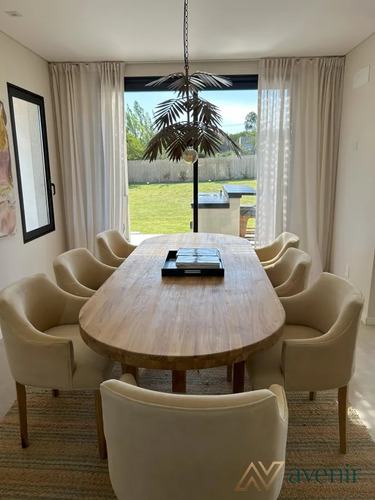 Venta Casa 3 Dormitorios Y Servicio En Mirador De La Tahona