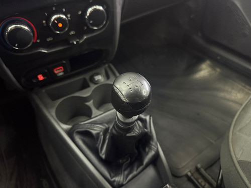 Fiat Strada 1.8 MPI ADVENTURE CE 16V FLEX 2P MANUAL