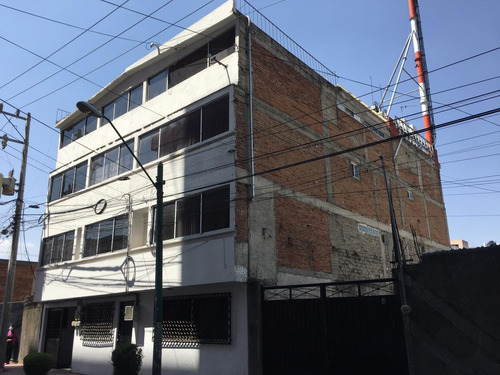 Edificio En Venta Aurelio Venegas, Barr. De San Bernardino, Toluca, Edo. De México