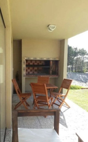 Casa En Venta De 4 Dormitorios C/ Cochera En Costa Esmeralda