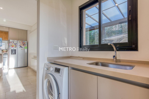 Casa En Venta En Puertos Del Lago, Ceibos
