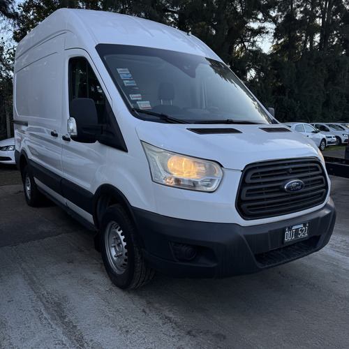 Ford Transit 2.2 Furgon Mediano 350m