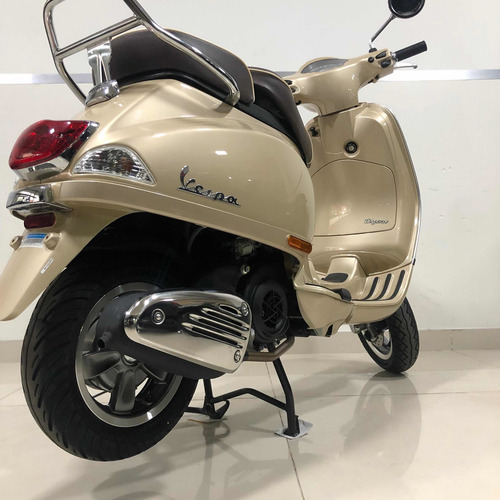 Imagen 3 de 15 de Piaggio Vespa Elegante 150 0 Km Scooter Retro Ahora 12 18
