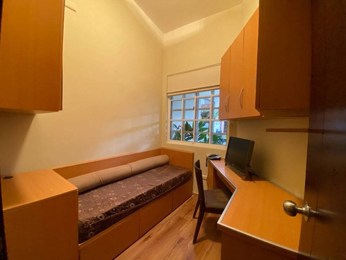 Imagen 7 de 17 de Townhouse Amoblado En Venta, Planta 100% Y Pozo A65579