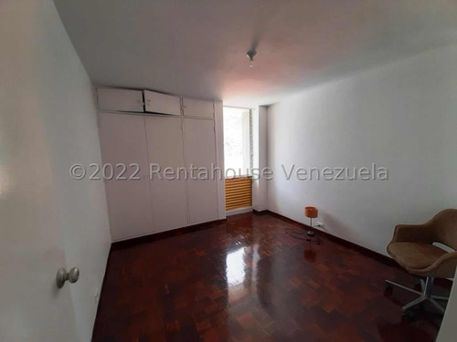 Se Vende Ph En Los Palos Grandes Lld 2520432