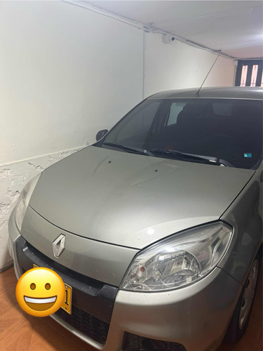 Renault Sandero 1.6 Expression 90 hp