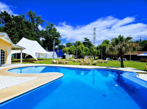 Alquiler Casa Quinta 7000m2 1er Nivel Eventos Fiestas Hospedaje Padel Con Iluminacion Piscina Futbol Quincho 200m2 Parrilla. Excelente Ubicación S/ Asfalto Porton Automatico Parking