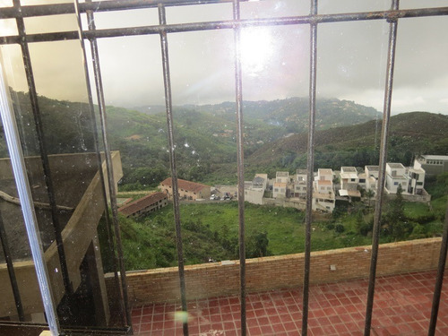 Lujosa Casa En Venta Parque El Retiro, San Antoniode Los Altos.